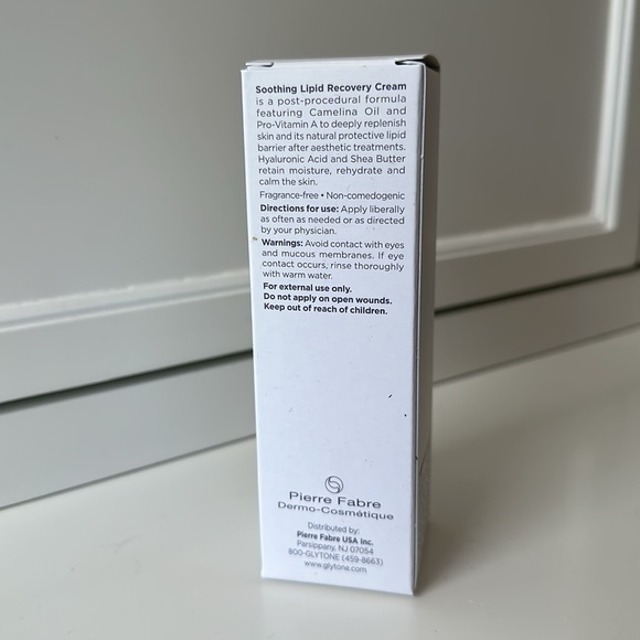 Glytone Soothing Lipid Recovery Cream - NIB - Picture 4 of 7